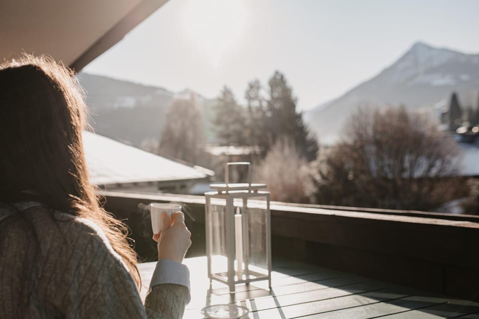 View (from property/room), Balcony/Terrace, Mountain view