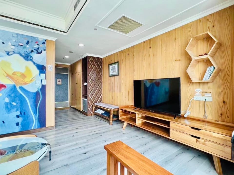 Communal lounge/ TV room, TV and multimedia