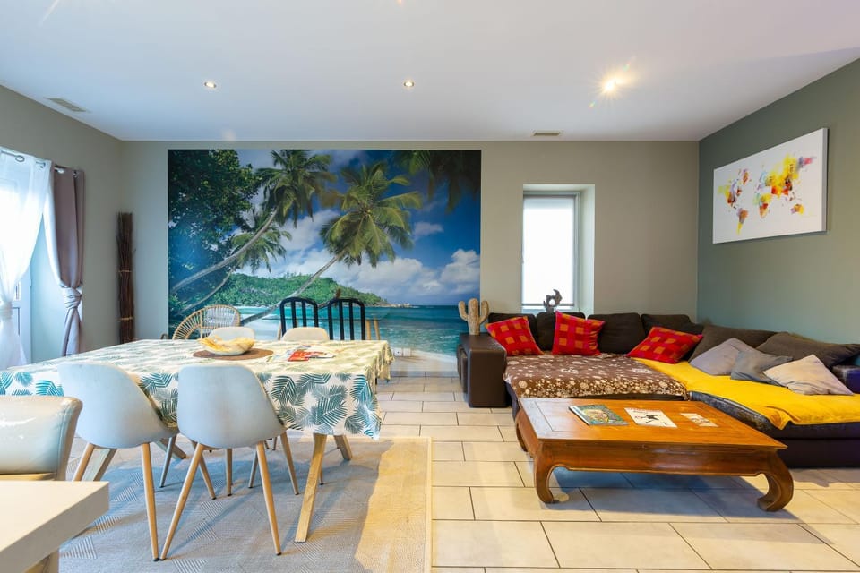 Property building, Dining area