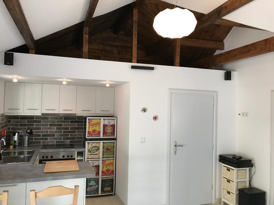 Living room, Seating area, Communal kitchen