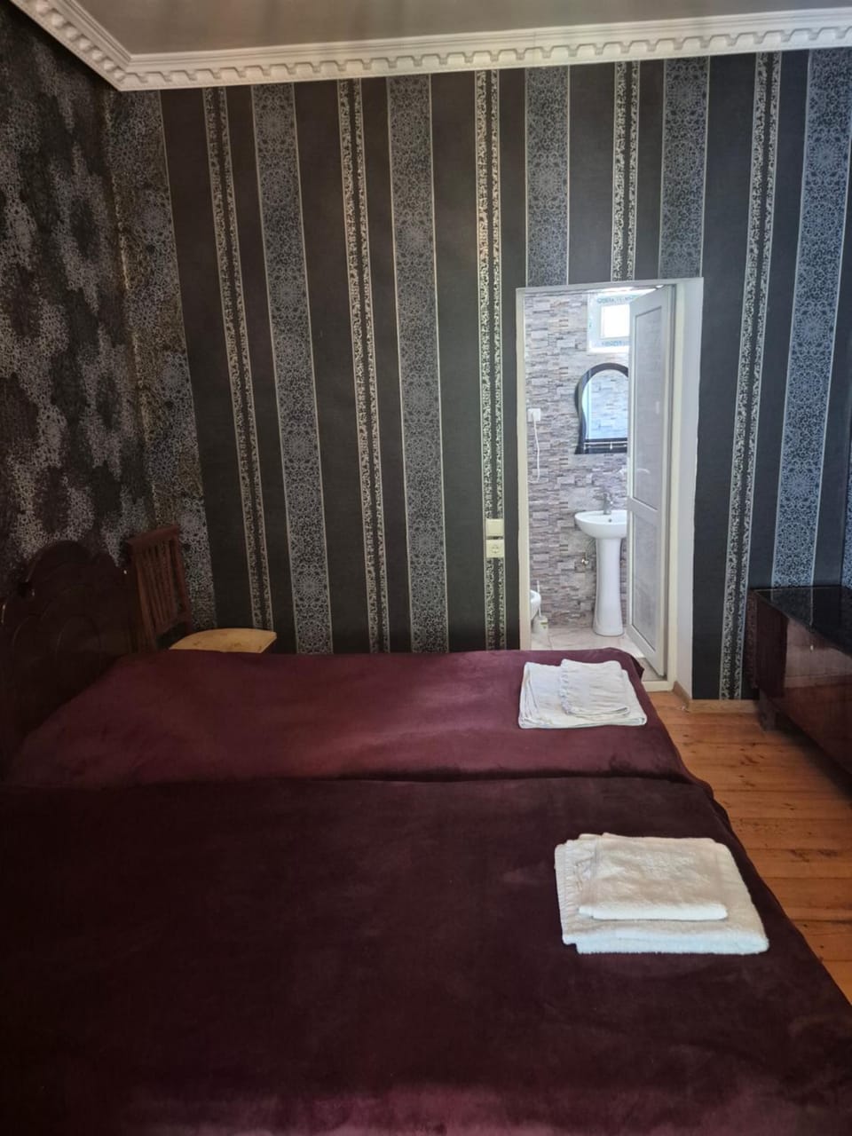 Bed, Photo of the whole room