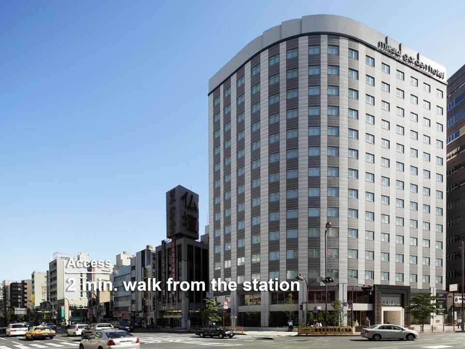 Property building, Day