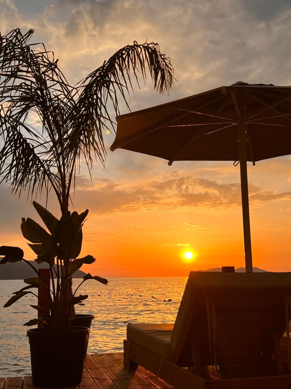 Natural landscape, Beach, Sea view, Sunset, sunbed