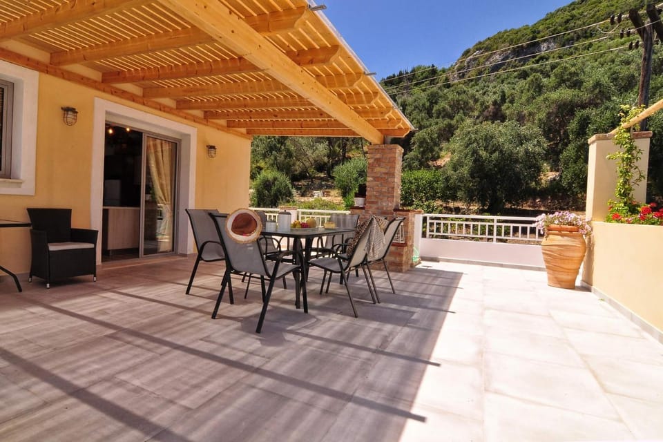 Balcony/Terrace, Dining area
