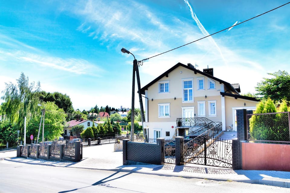 Willa Różana - Apartamenty i Pokoje Gościnne Vacation rental in Poland