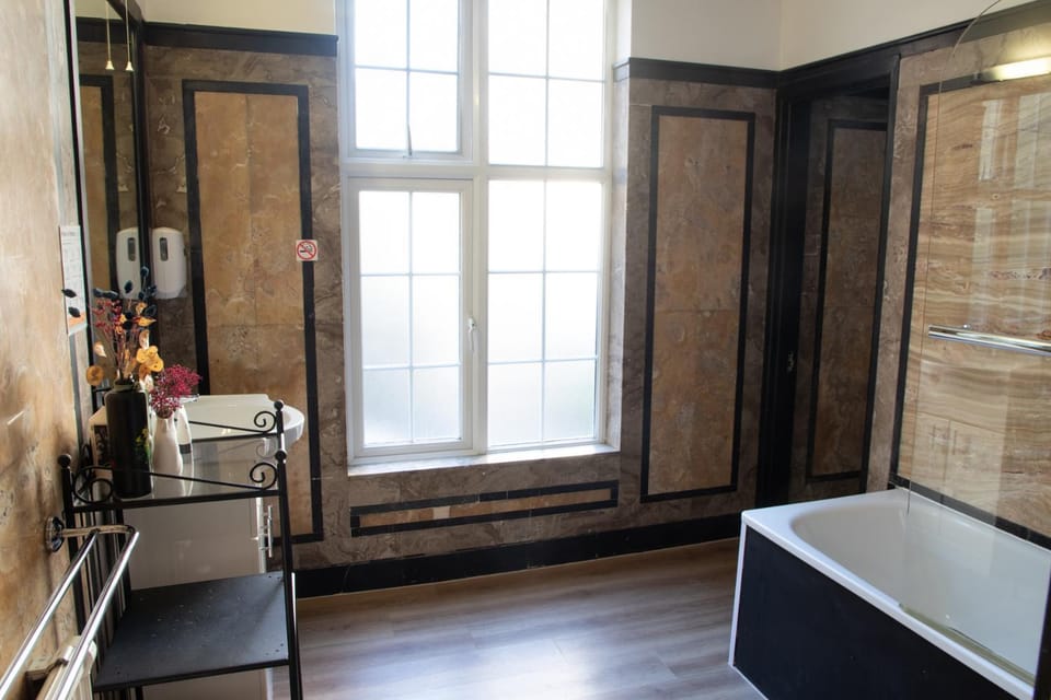 Toilet, Bathroom, Bath