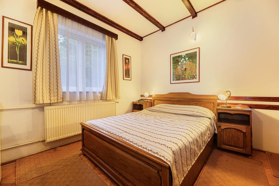 Bed, Photo of the whole room, internet