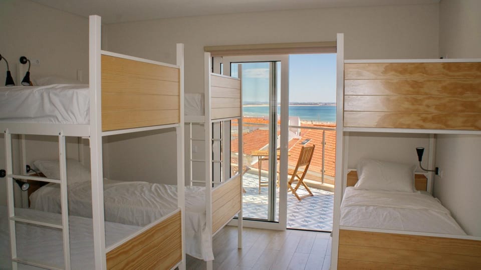 bunk bed