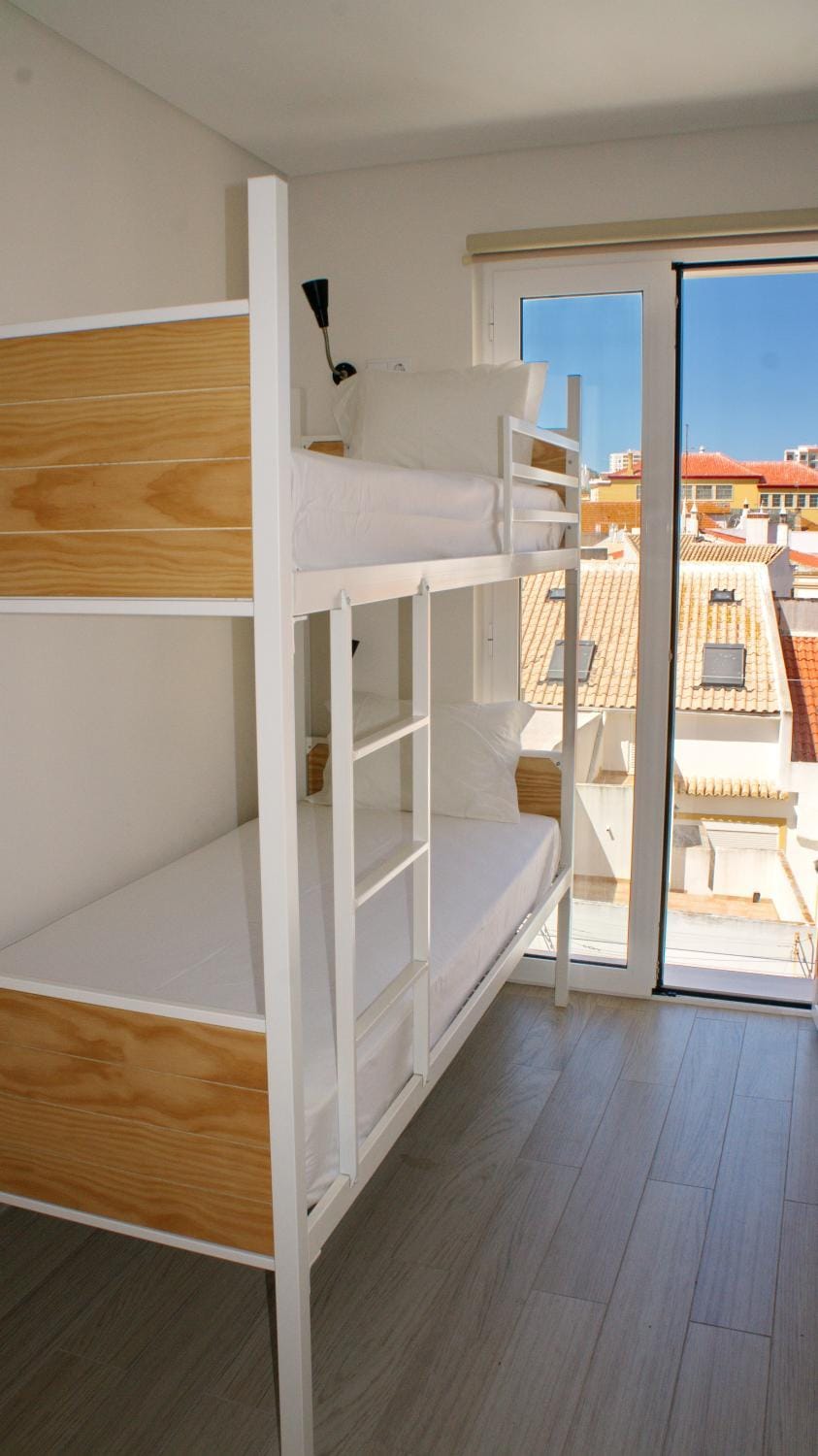 bunk bed