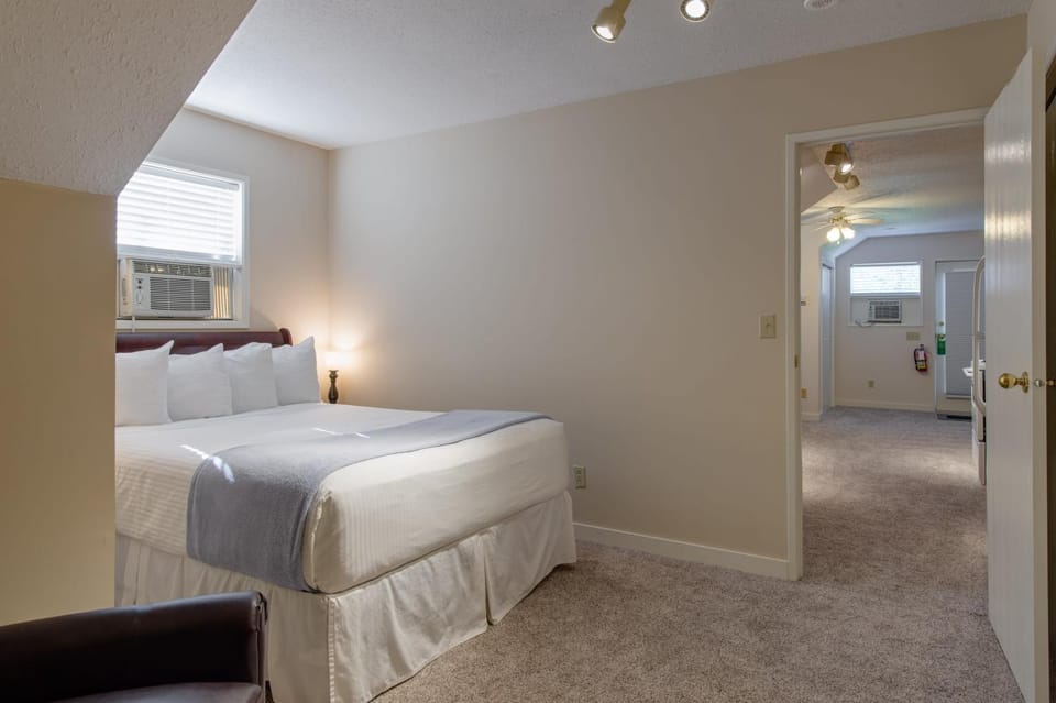 South Thompson Inn & Conference Centre Hotel in British Columbia