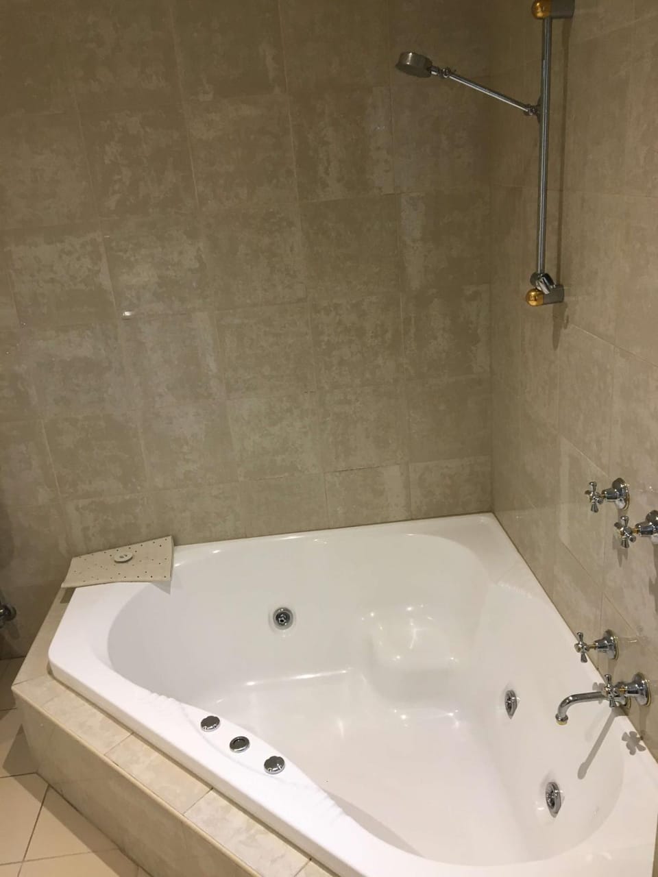 Shower, Hot Tub