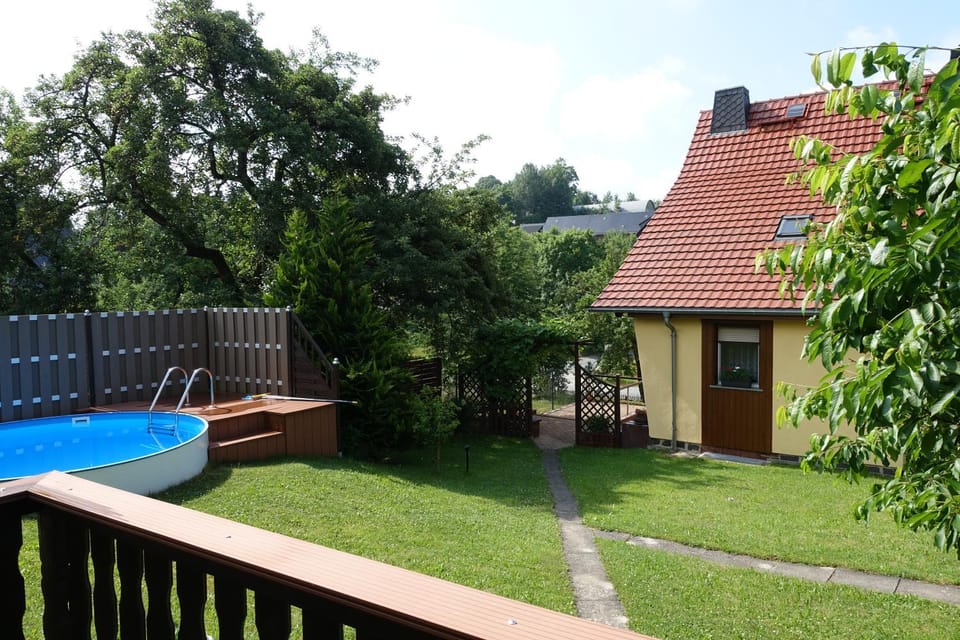 Garden, Pool view