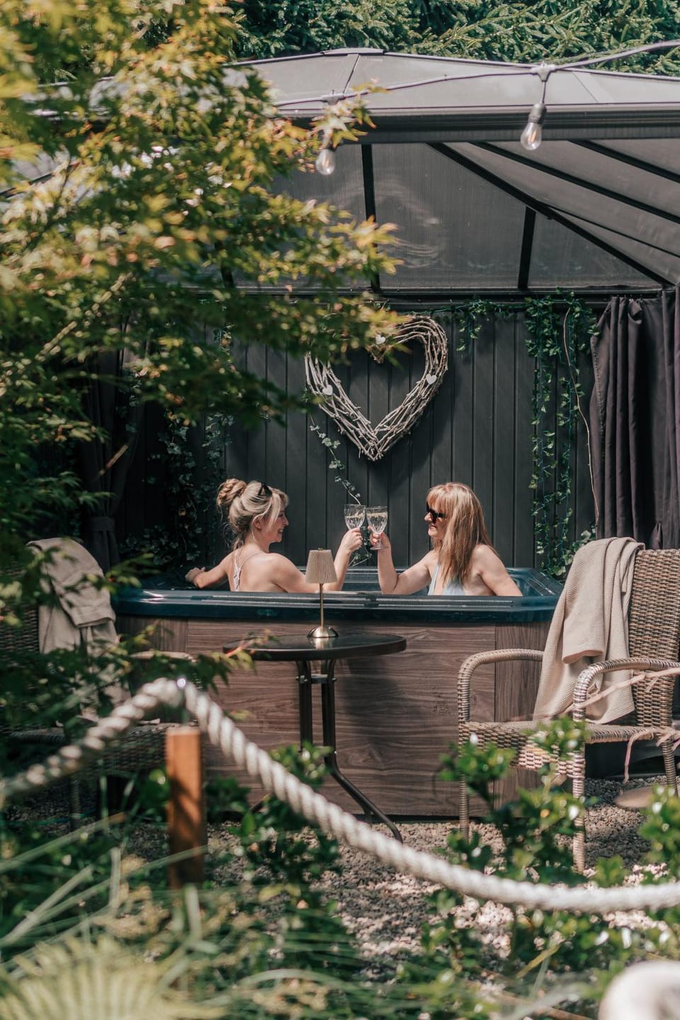 BBQ facilities, Hot Tub