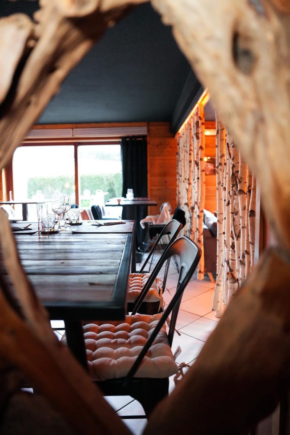 Restaurant/places to eat, Lounge or bar