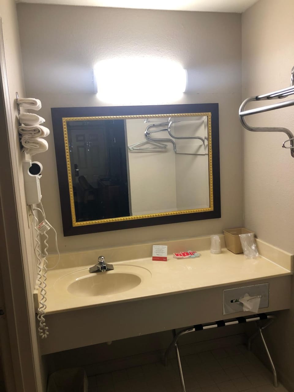Econo Lodge Athens I-75 Hotel in Tennessee