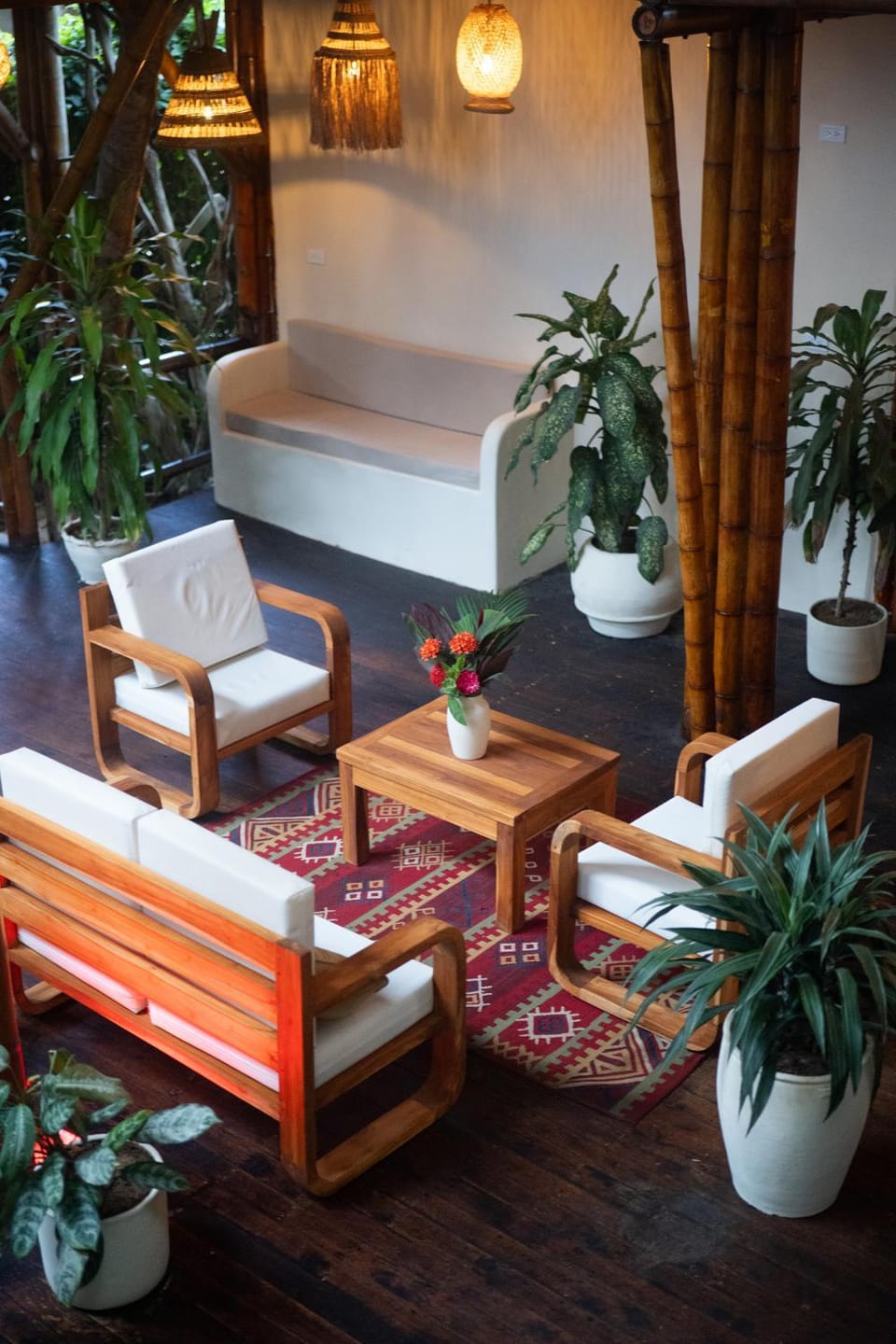 Living room, Seating area, furniture