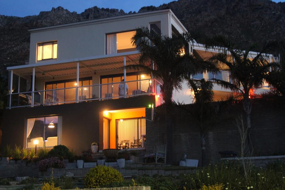 Facade/entrance, Bird's eye view, On site, Mountain view