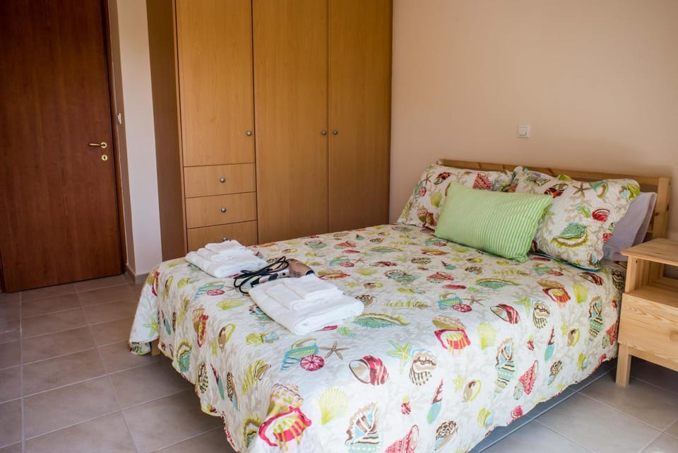 Lovely Apartment Next to the Sea Lygia Korinthias Apartment in Peloponnese Region