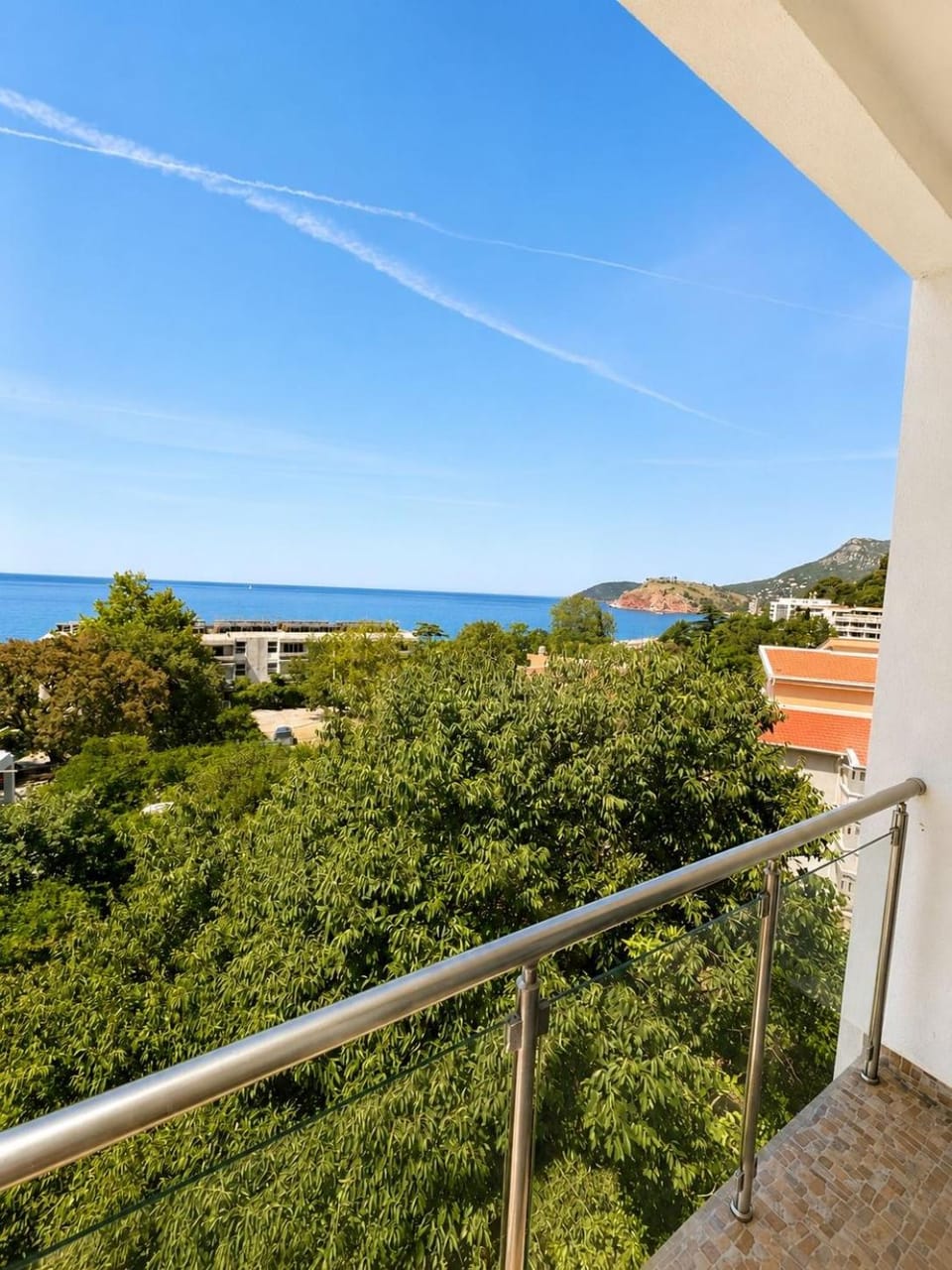 Luna Apartmani Apartment in Montenegro