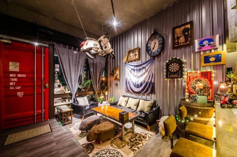 Sleep inn 墾丁恆春古城旅宿l k歌l烤肉l麻將l調酒l國旅卡特約l可包棟 Vacation rental in Hengchun Township
