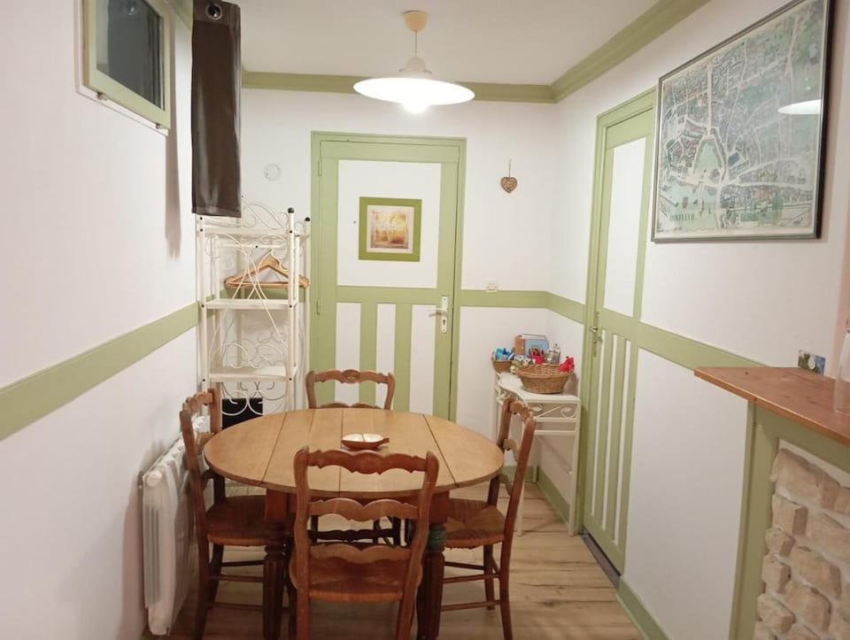 Gîte Les Grenouilles Apartment in Honfleur
