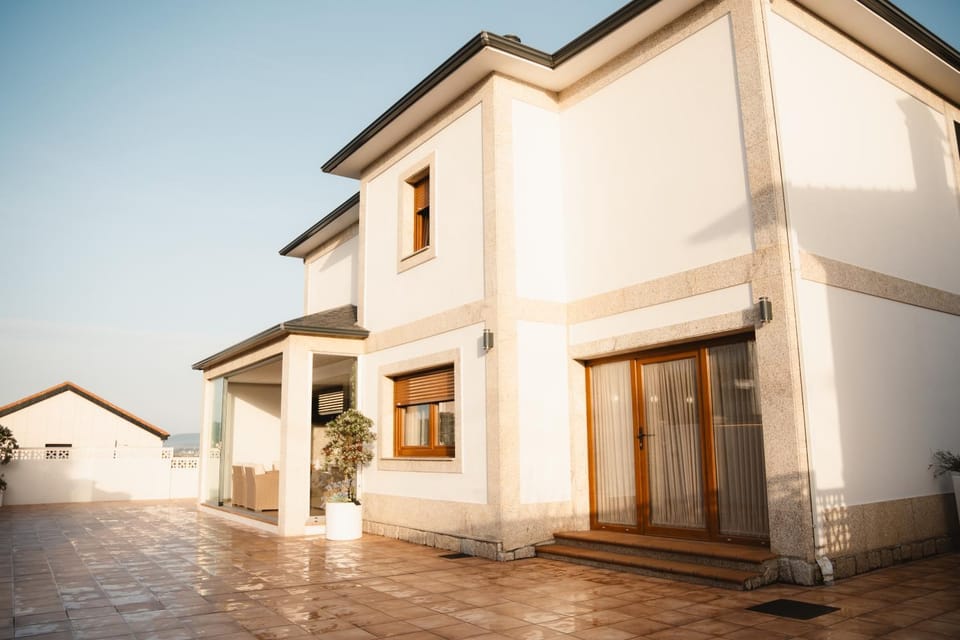 Property building, Day