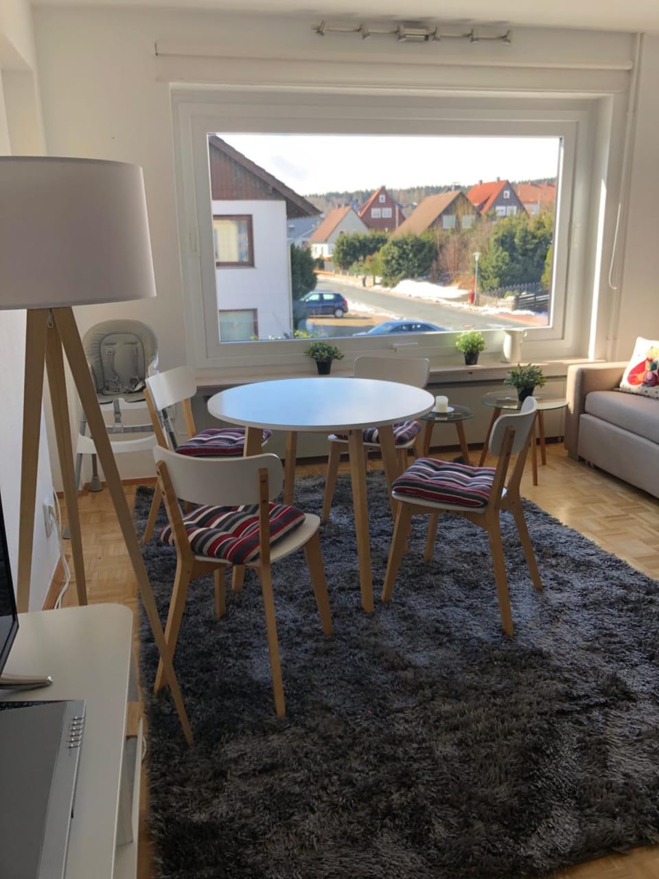 Living room, Dining area