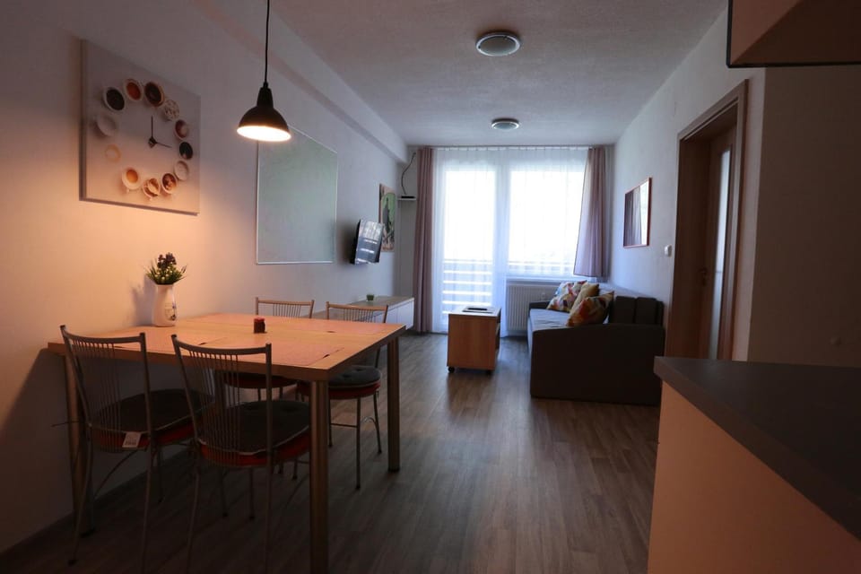 Living room, Seating area, Dining area