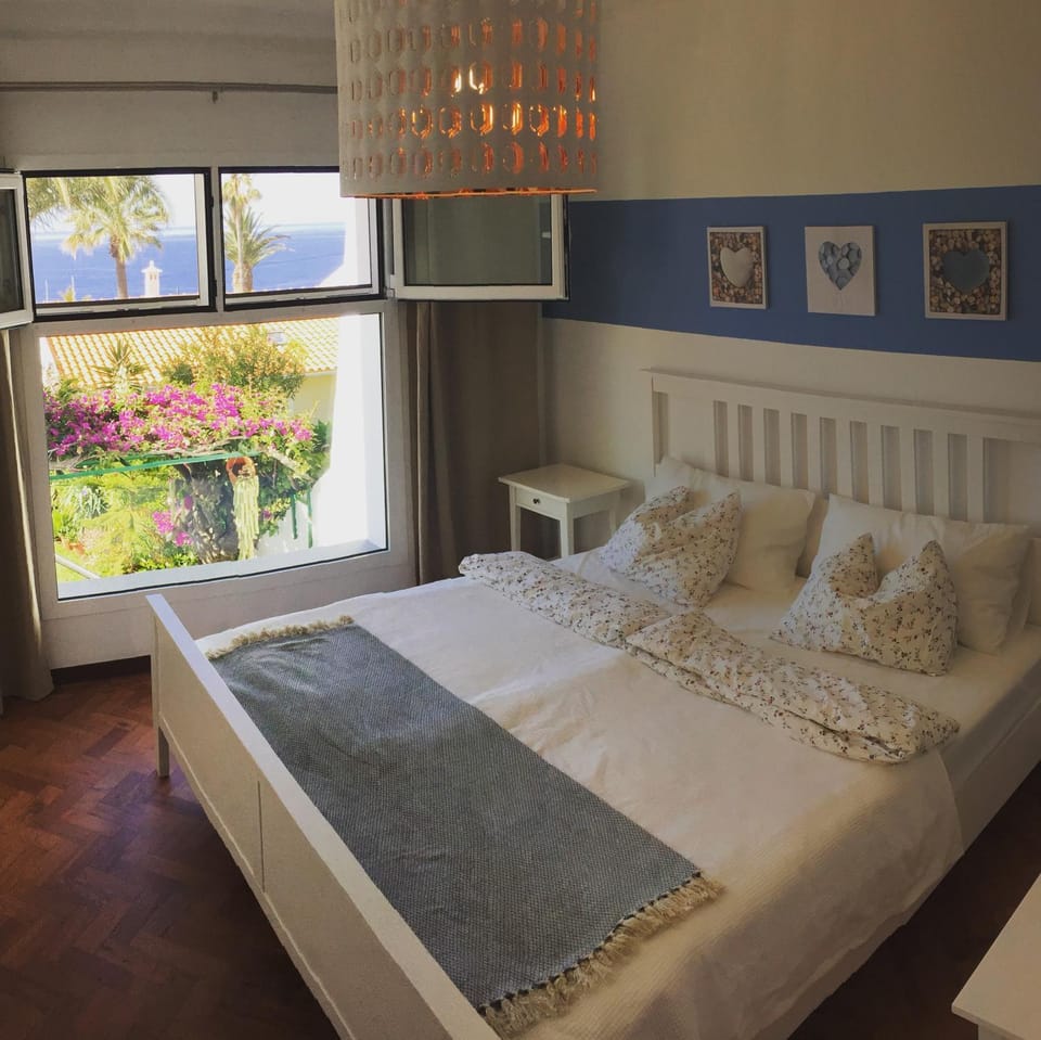 Bedroom, Garden view, Sea view, young children, young children, young children, older children, older children, older children, Family, Family, Family