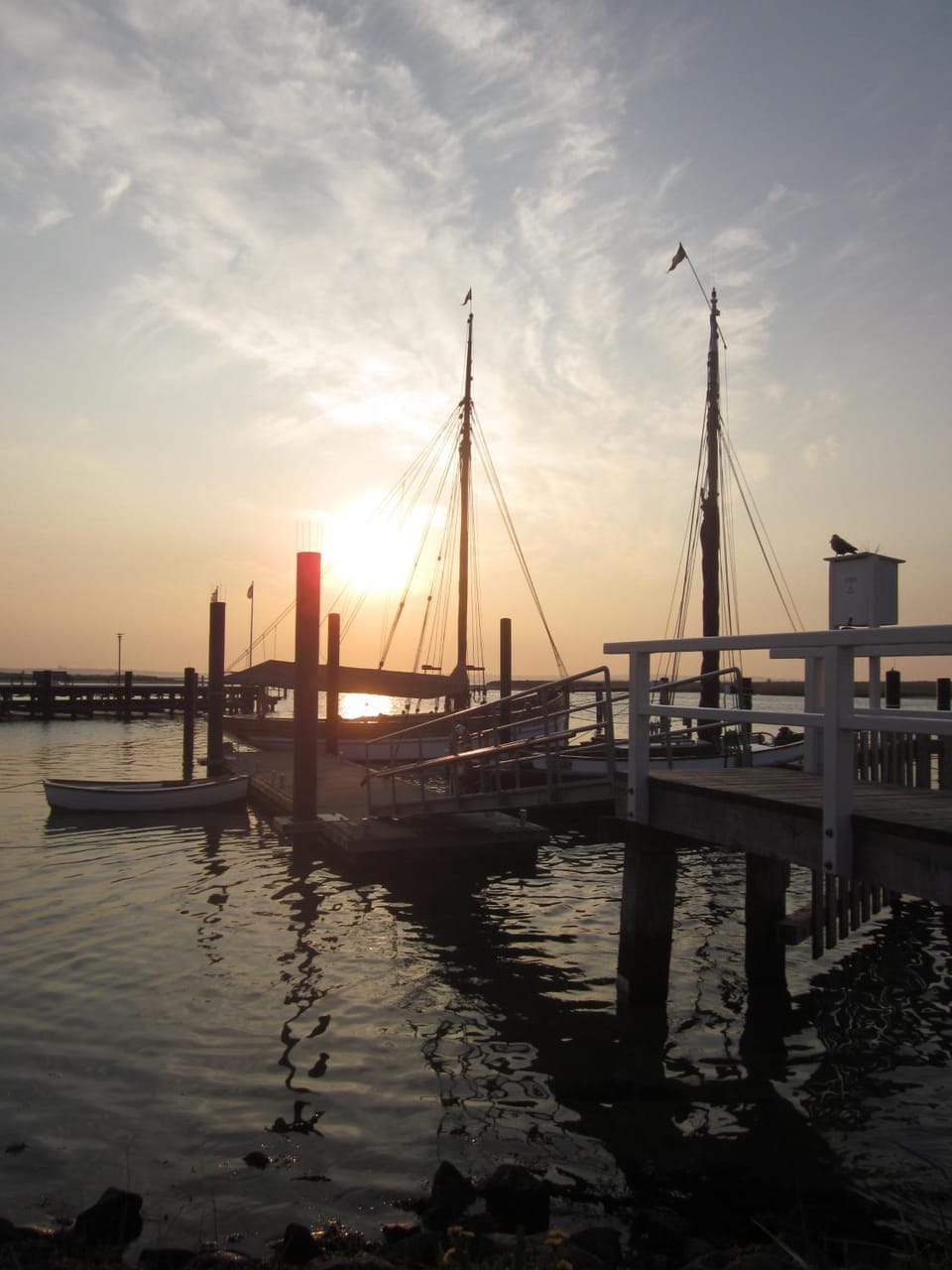 Area and facilities, Sunset