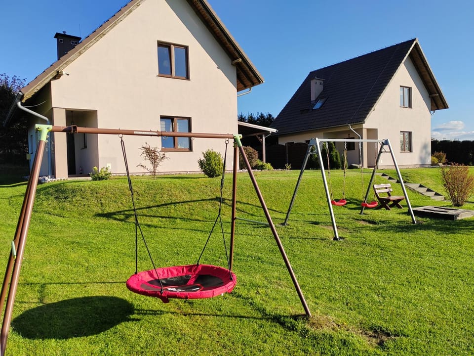 Słoneczne Wzgórze House in Lower Silesian Voivodeship