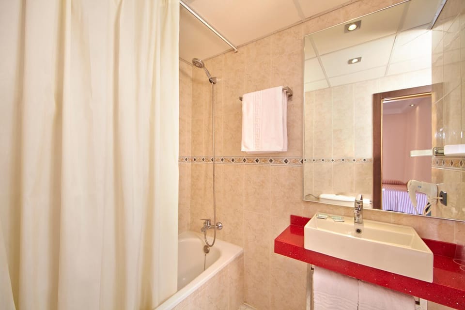 MLL Caribbean Bay Hotel in S'Arenal