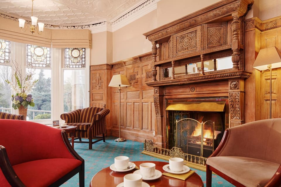 Decorative detail, Seating area