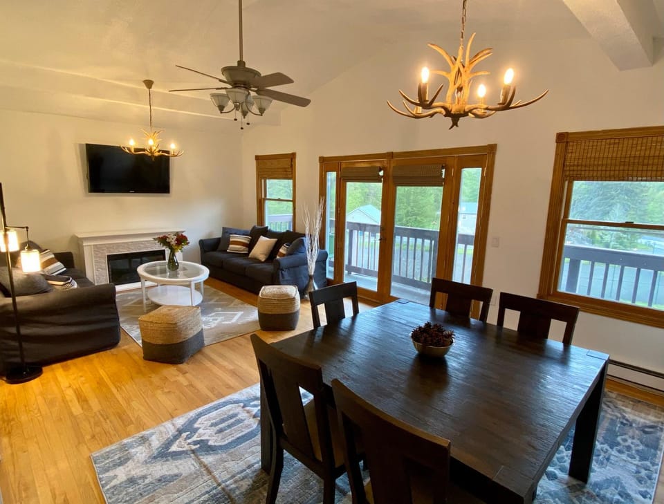 Catskill Seasons Inn Hotel in Shandaken