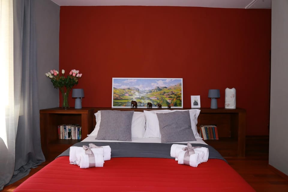 Bed, Bedroom