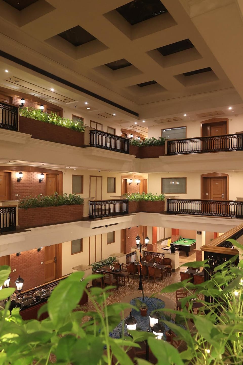 Savoy Suites Noida Hotel in Noida
