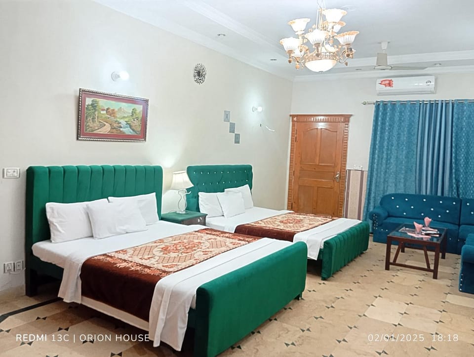 Shower, Toilet, Staff, Bed, TV and multimedia, Kitchen or kitchenette, Living room, Food and drinks, Other, Bedroom, Guests, City view, Garden view, Lake view, Landmark view, Mountain view, Pool view, River view, Sea view, Street view, Area and facilities, Meals, Breakfast, Continental breakfast, Lunch, Dinner, Drinks, Non alcoholic drinks, laundry, washing machine, kitchen, acessibility, air conditioner