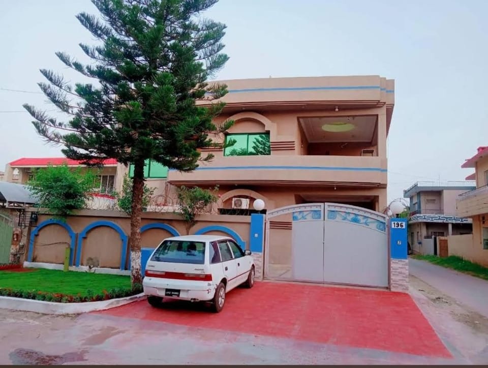 Day, Parking
