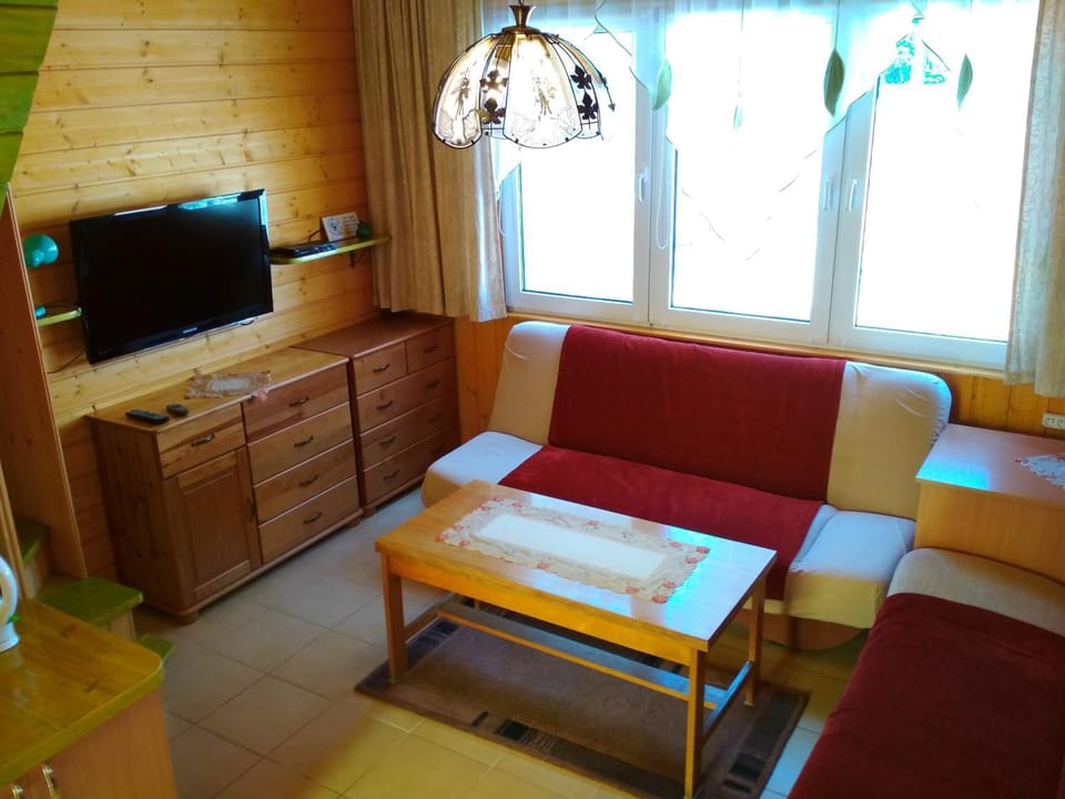 PEPASÓWKA Chatka Puchatka House in West Pomeranian Voivodeship, Poland