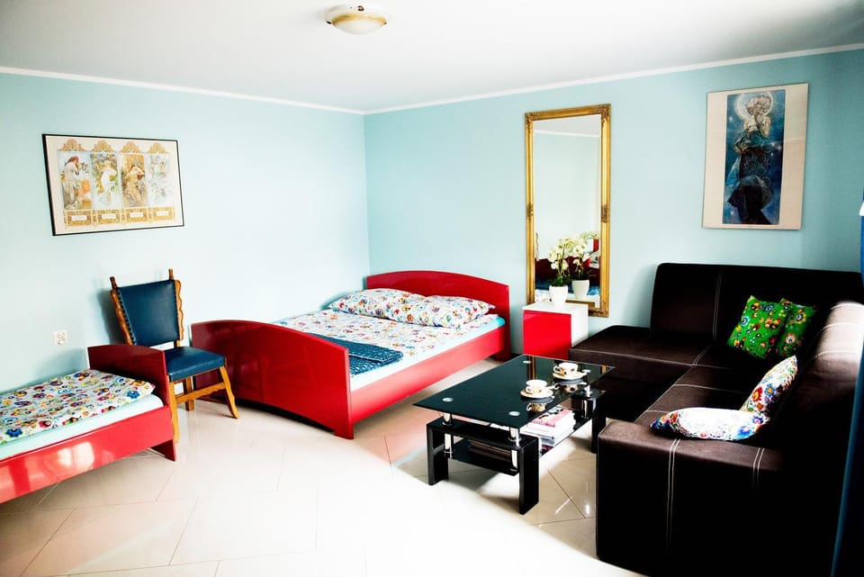 Photo of the whole room