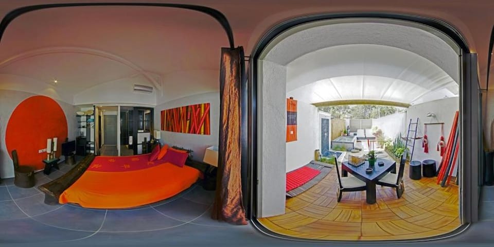 Bed, Photo of the whole room, Bedroom