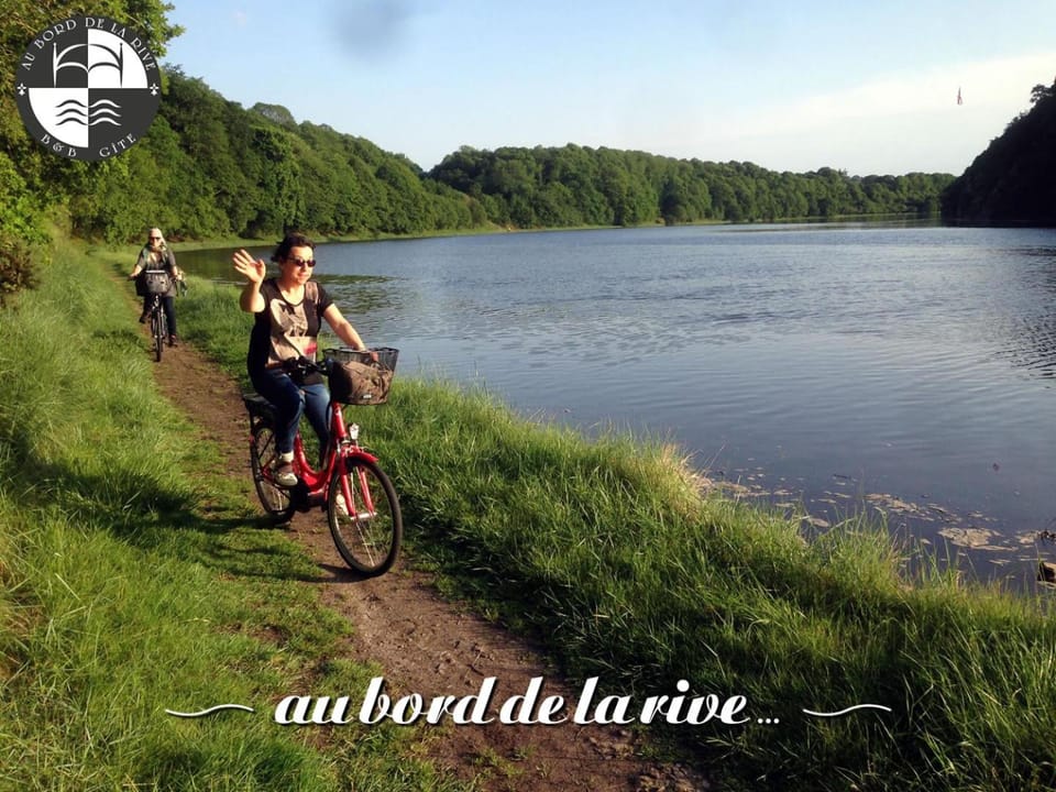 Au Bord de la Rive B&B Bed and Breakfast in Brittany