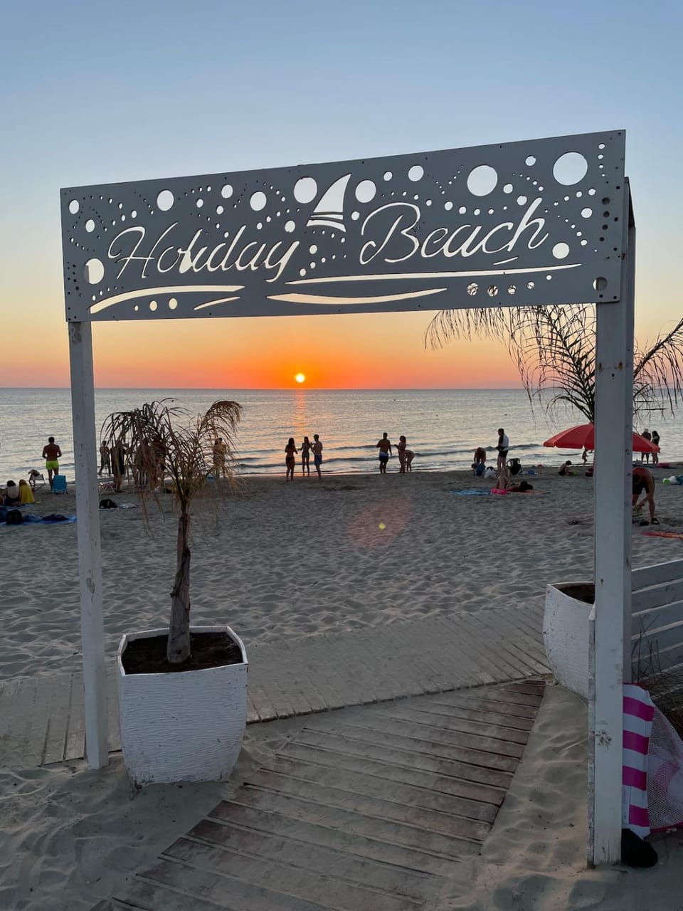 Nearby landmark, Beach