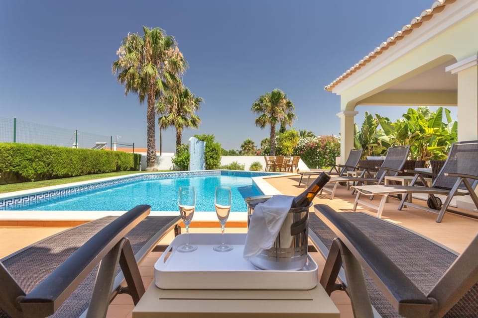 Garden, Swimming pool, Swimming pool