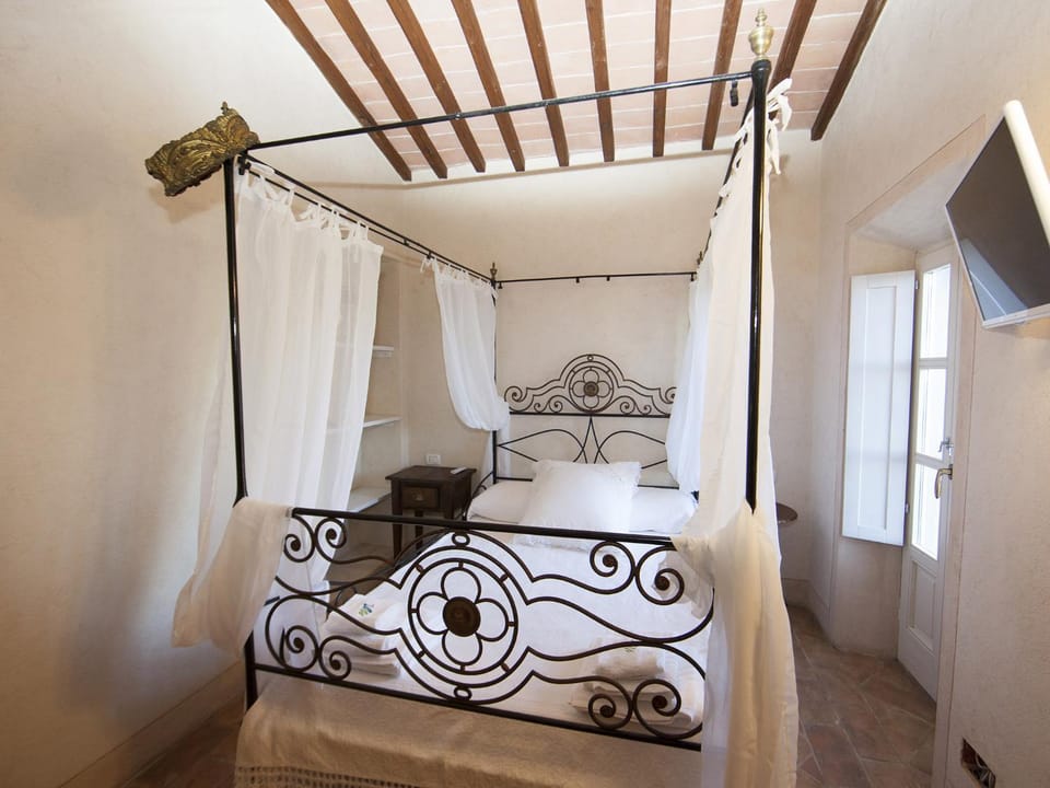 Fonte di Zeno Bed and Breakfast in Tuscany