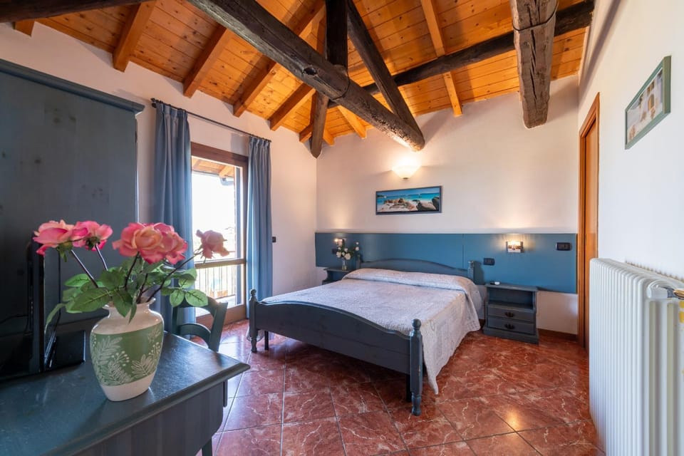 Chesini Rooms Farm Stay in Lake Garda
