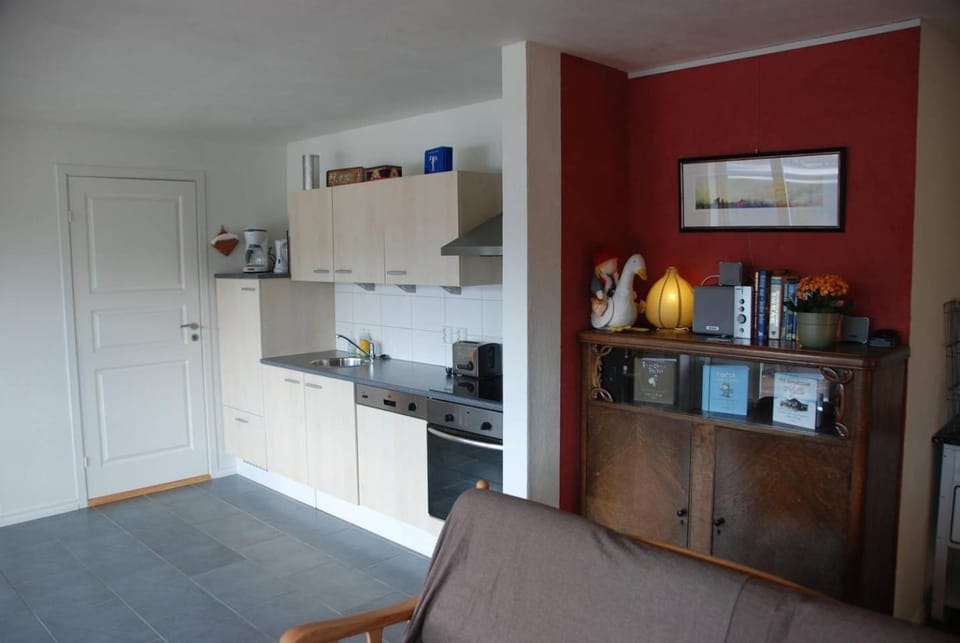 TV and multimedia, Kitchen or kitchenette