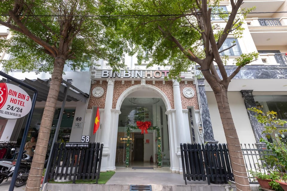 Property building, Facade/entrance