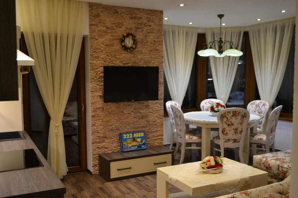 Romantika apartman Rose11 Apartment in Slovakia
