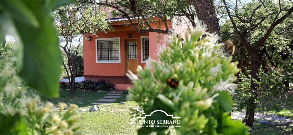 Patio, Natural landscape, BBQ facilities, Garden, Balcony/Terrace, Decorative detail, Garden view, Mountain view, Pool view, Family, Family